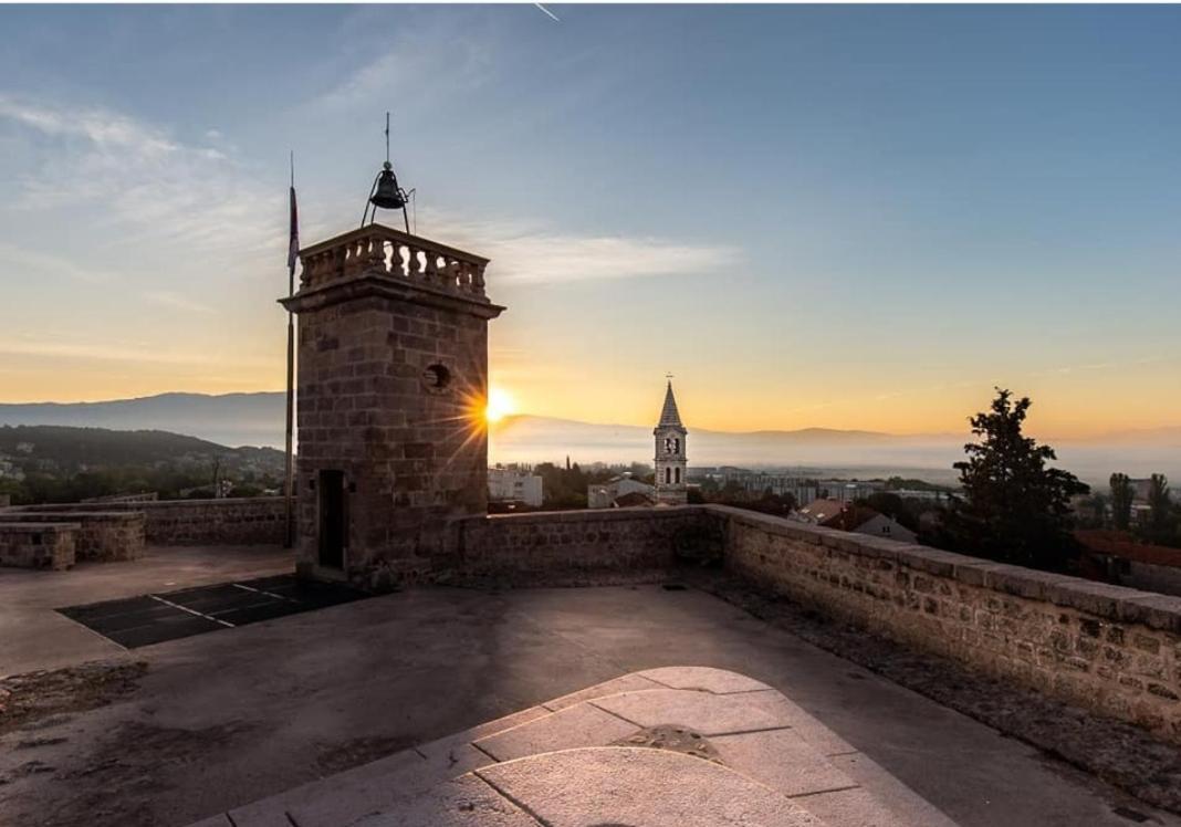 Kuca Za Odmor Sika Villa Sinj Kültér fotó